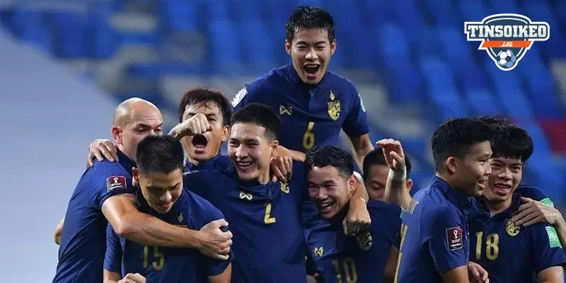 Thái Lan: Lợi thế Rajamangala và bài toán cho hàng thủ